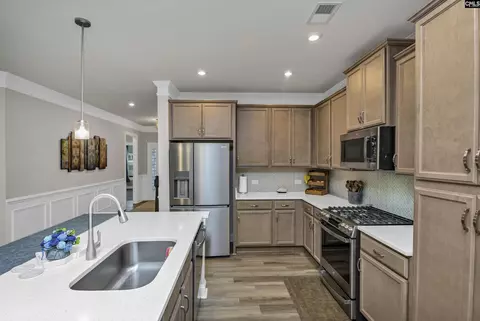 Kitchen - 3350 Rustic Dr, Sumter, SC 29150 photo 6 of 7