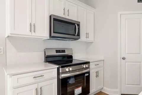 Kitchen - 6960 Claremont Ln, Sumter, SC 29154 photo 1 of 1