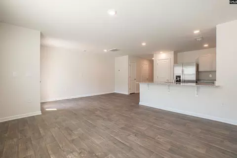 Living - 224 Wall St, Summerville, SC 29154 photo 4 of 5