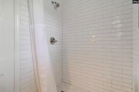 Bath - 1802 13th St, Cayce, SC 29033 photo 2 of 2