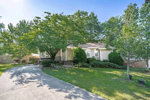 120 Harwood Dr, Hopkins, SC 29061