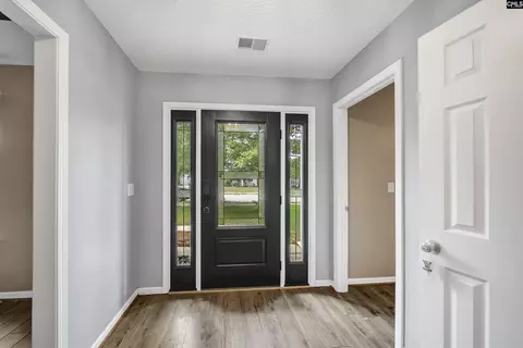 136 Star Hill Ln, Lexington, SC 29072