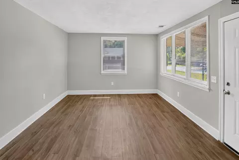 Living - 1118 Summerland Dr, Cayce, SC 29033 photo 1 of 6
