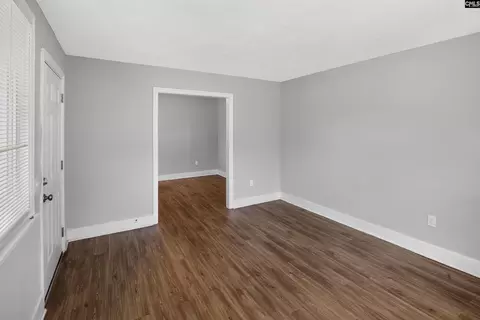 Living - 1118 Summerland Dr, Cayce, SC 29033 photo 4 of 6