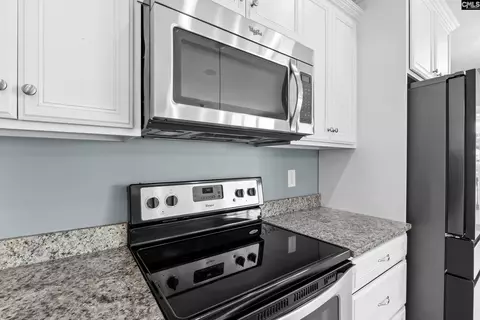 Kitchen - 417 Dot Ct, Gilbert, SC 29054 photo 2 of 2