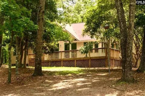 111 Lakeview Rd, Eastover, SC 29044