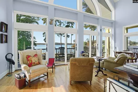 Living - 512 Stucks Point Dr, Chapin, SC 29036 photo 5 of 8