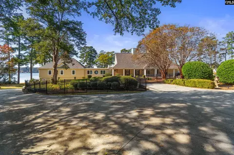 Exterior - 512 Stucks Point Dr, Chapin, SC 29036 photo 5 of 16
