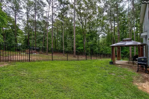 Exterior - 662 Barfield Rd, Elgin, SC 29045 photo 6 of 12