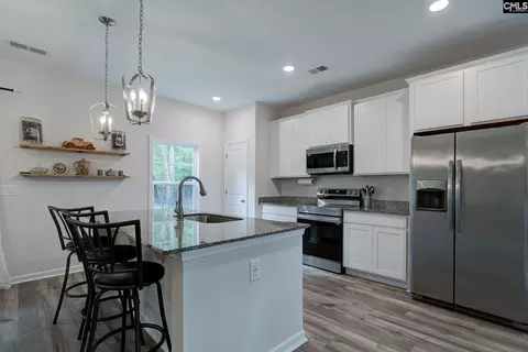 Kitchen - 662 Barfield Rd, Elgin, SC 29045 photo 1 of 5