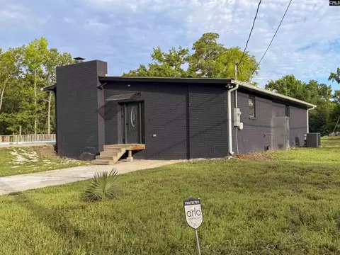 105 Hampshire Dr, Columbia, SC 29210