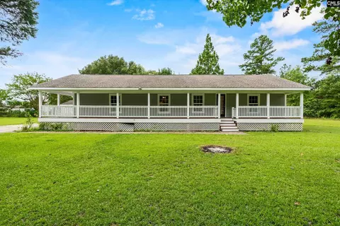 471 Doctor Dr, Hopkins, SC 29061