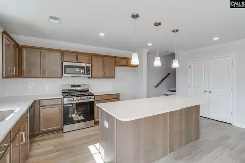 Kitchen - 6000 Edgemont Ct, Elgin, SC 29045 photo 2 of 3