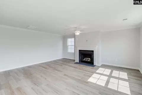 Living - 6000 Edgemont Ct, Elgin, SC 29045 photo 2 of 4