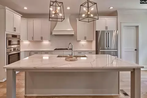 211 Clayborn Dr, Lexington, SC 29072