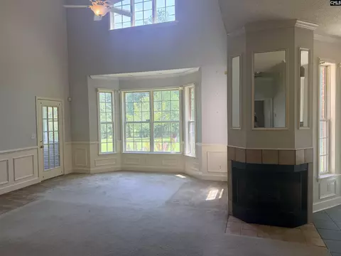Living - 1540 Ross Rd, Elgin, SC 29045 photo 1 of 6
