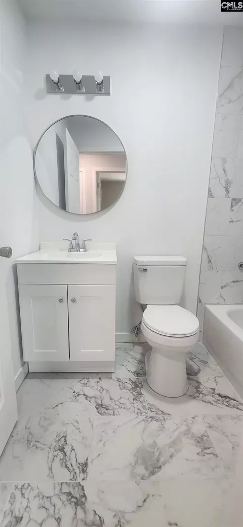 Bath - 271 Gamble St, Sumter, SC 29150 photo 2 of 4