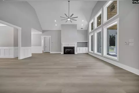 Living - 263 Killian Point Rd, Chapin, SC 29036 photo 3 of 4