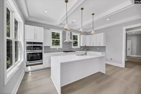 Kitchen - 263 Killian Point Rd, Chapin, SC 29036 photo 4 of 4
