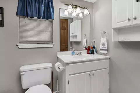Bath - 141 Front St, Gilbert, SC 29054 photo 1 of 3