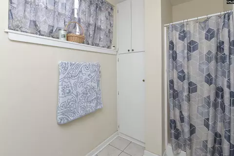Bath - 141 Front St, Gilbert, SC 29054 photo 3 of 3
