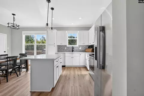 Kitchen - 2215 Porter Rd, Cassatt, SC 29032 photo 5 of 8