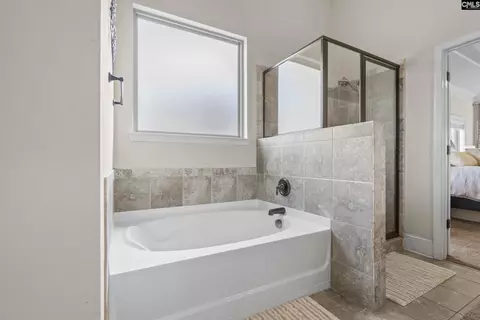 Bath - 306 Gratis Ct, Lexington, SC 29072 photo 2 of 6