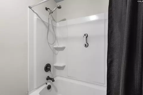 Bath - 306 Gratis Ct, Lexington, SC 29072 photo 5 of 6