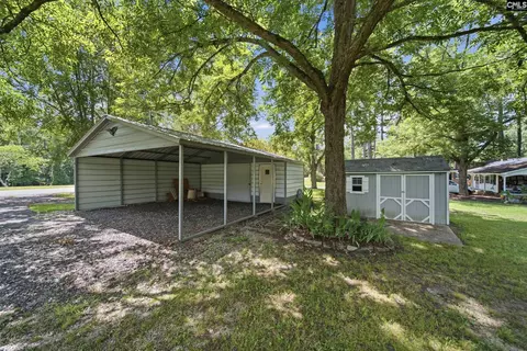 7033 E Peach Rd, Ridgeway, SC 29130 photo 4