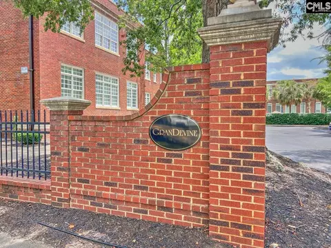 705 Maple St #E-202, Columbia, SC 29205