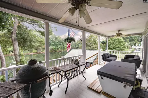 447 Payes Pt, Leesville, SC 29070 photo 2
