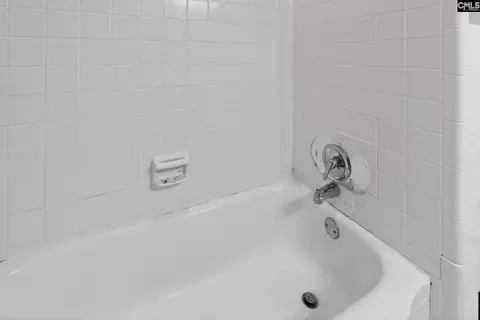 Bath - 1454 Fork Ave, Irmo, SC 29063 photo 4 of 4