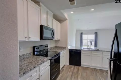 Kitchen - 289 Common Reed Dr, Gilbert, SC 29054 photo 2 of 2