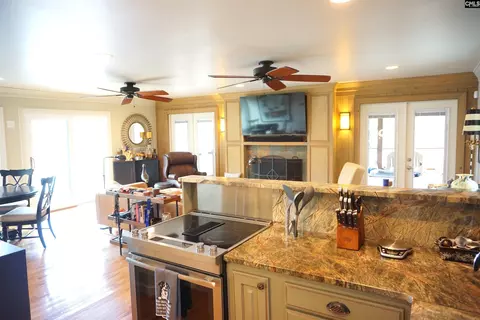 Kitchen - 218 Lakeshore Dr, Leesville, SC 29070 photo 2 of 2