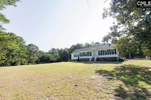 390 Mclee Rd, Lexington, SC 29073