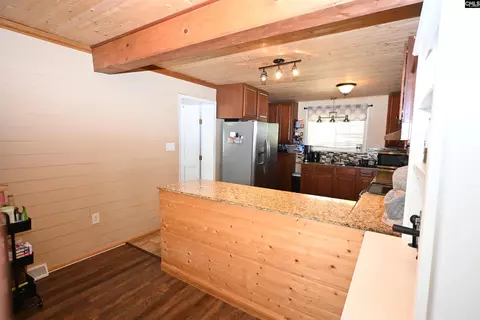 Kitchen - 4656 Augusta Hwy, Gilbert, SC 29054 photo 2 of 4
