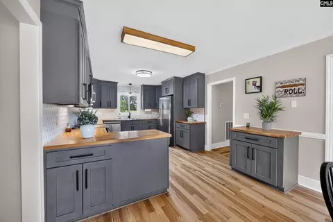 Kitchen - 5377 Hunts Mill Rd, Chesterfield, SC 29709 photo 2 of 6