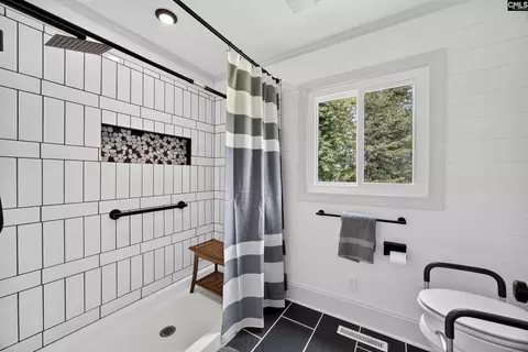 Bath - 5377 Hunts Mill Rd, Chesterfield, SC 29709 photo 2 of 4