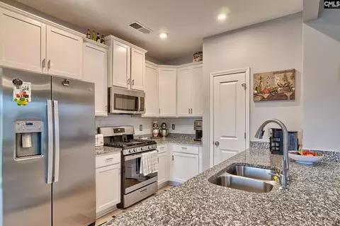 Kitchen - 1044 Cornelia St, Elgin, SC 29045 photo 3 of 6