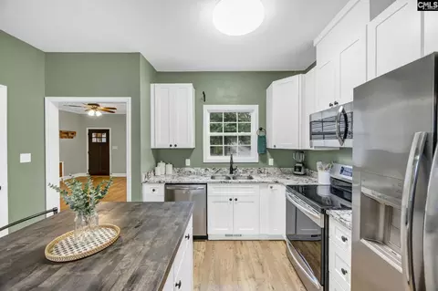 Kitchen - 5245 Raleys Mill Rd, Bethune, SC 29009 photo 3 of 4