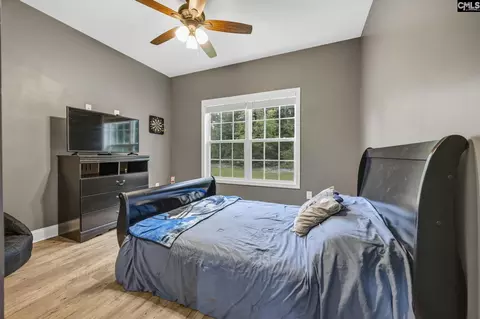 Bedroom - 5245 Raleys Mill Rd, Bethune, SC 29009 photo 4 of 7