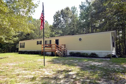 1885 Lake Elliot Rd, Cassatt, SC 29032