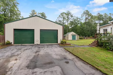 1360 Longtown Rd, Lugoff, SC 29078