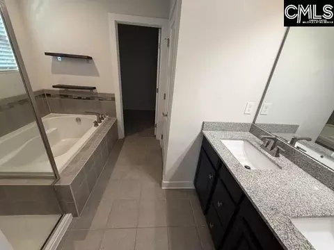Bath - 1146 Beechfern Cir, Elgin, SC 29045 photo 3 of 5