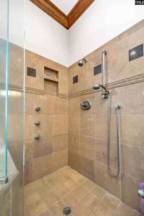 Bath - 2757 Watson St, Elgin, SC 29045 photo 5 of 14