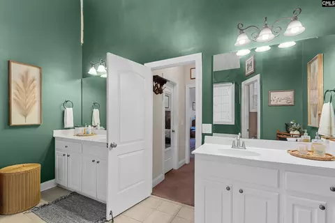 Bath - 74 Lillifield Dr, Elgin, SC 29045 photo 5 of 9