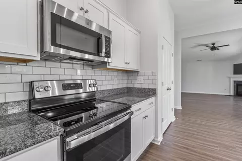 301 Ollivander Ln, Elgin, SC 29045 photo 3