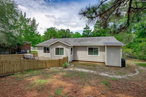 Exterior - 103 Longleaf Dr, Cayce, SC 29033 photo 4 of 7