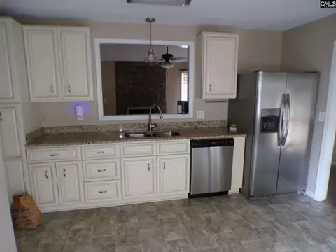 Kitchen - 215 Sunset Strip, Elgin, SC 29045 photo 1 of 5