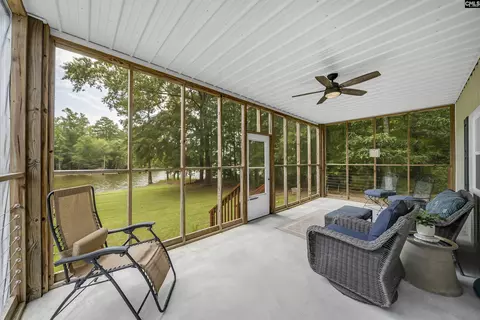 Exterior - 2068 Blacksgate E, Prosperity, SC 29127 photo 4 of 5